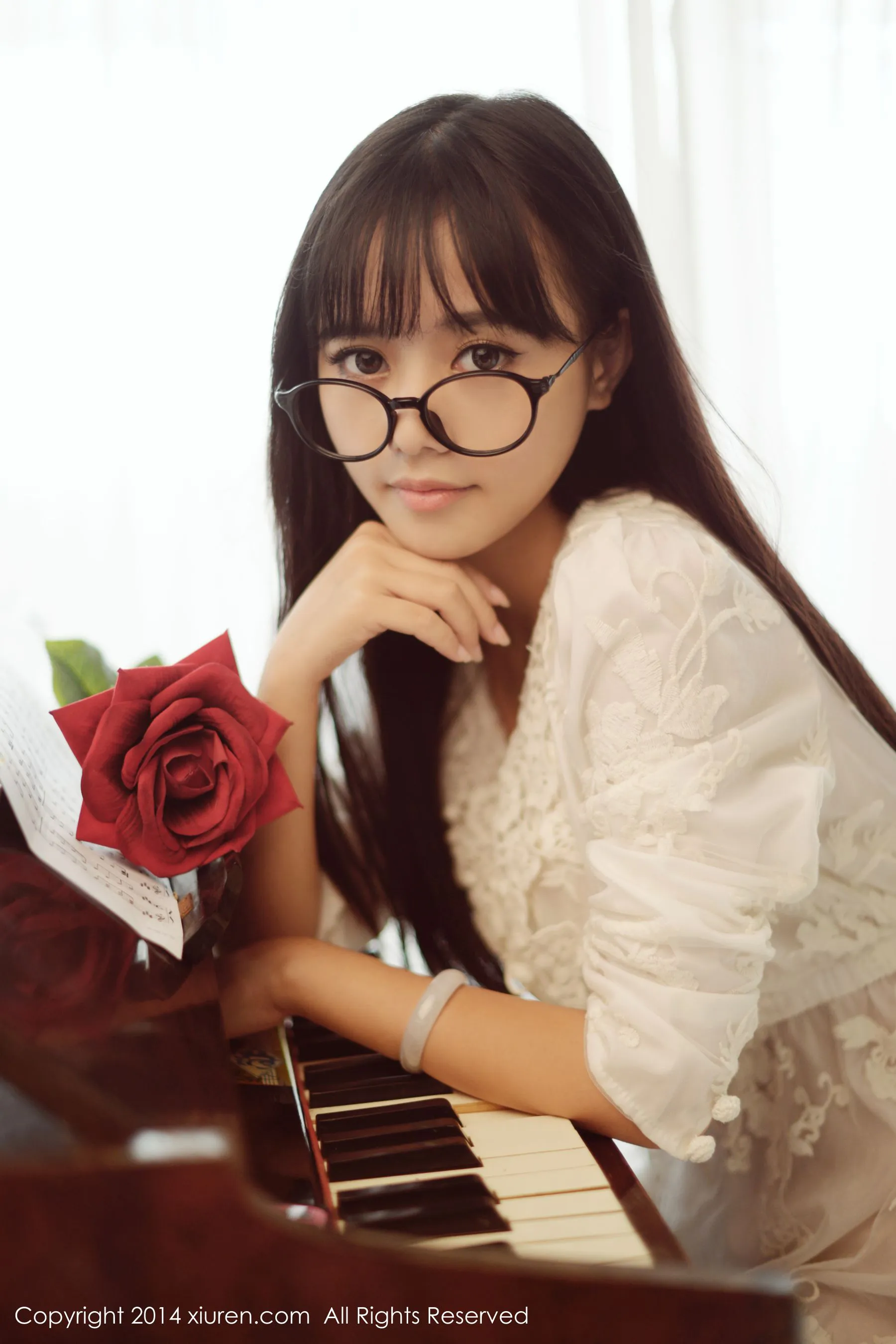 toro羽住《小清新系列》 秀人网 No.170-渣男图社