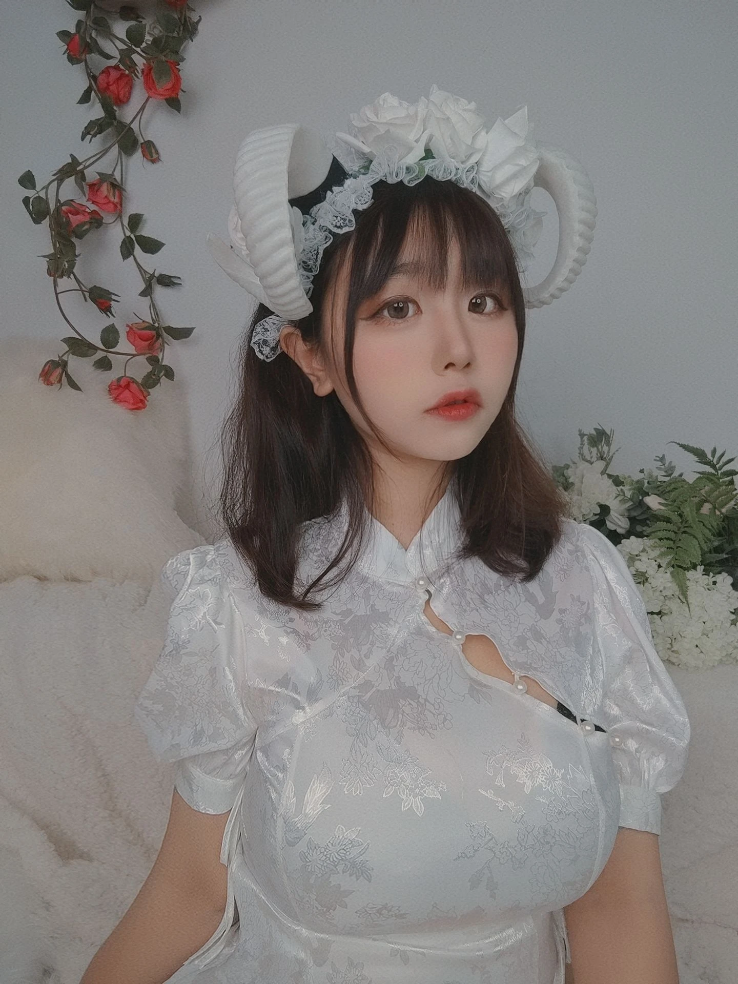 动漫博主穆零Mu0 – 自拍2-渣男图社