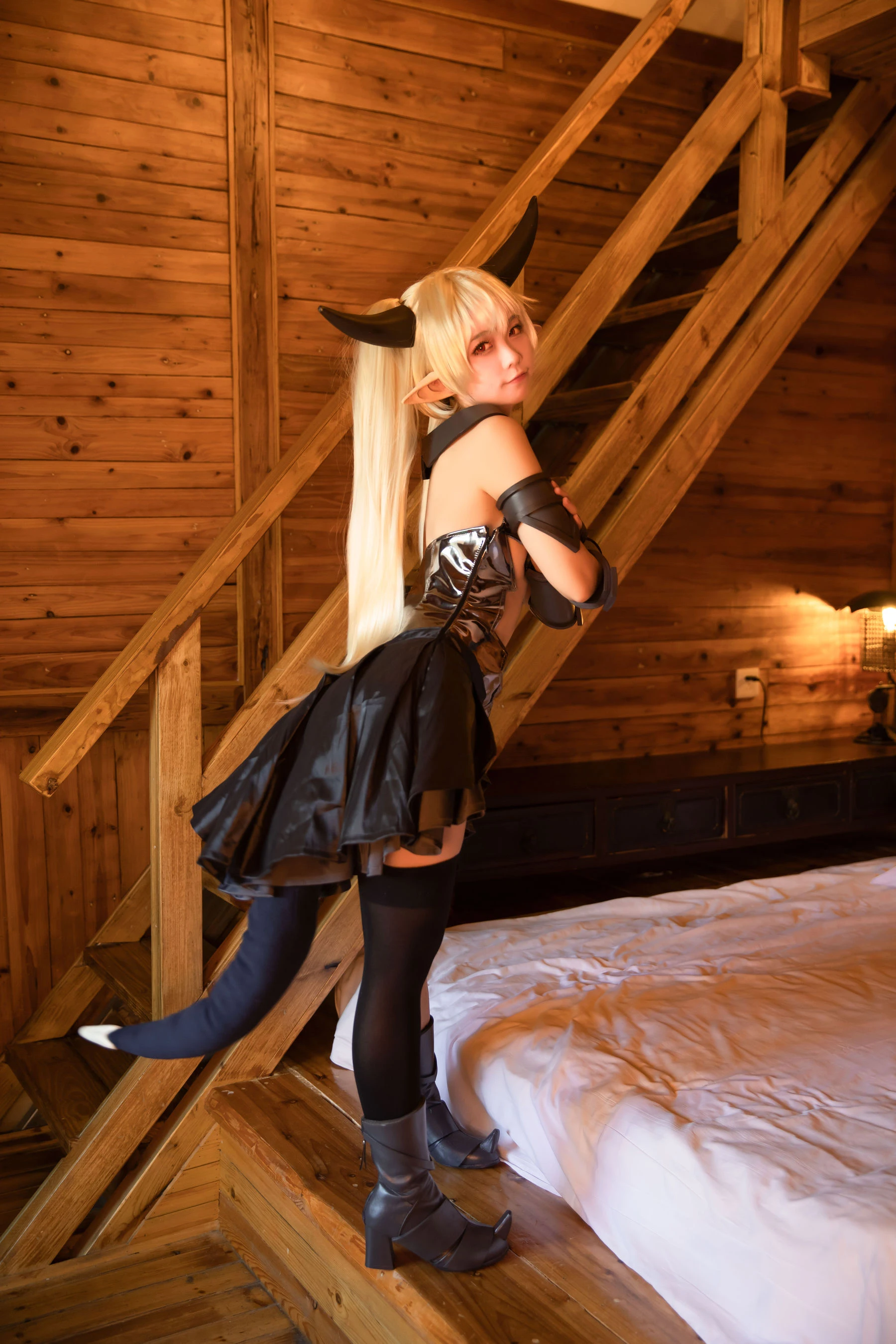 动漫博主G44不会受伤 – 库尔姆-渣男图社