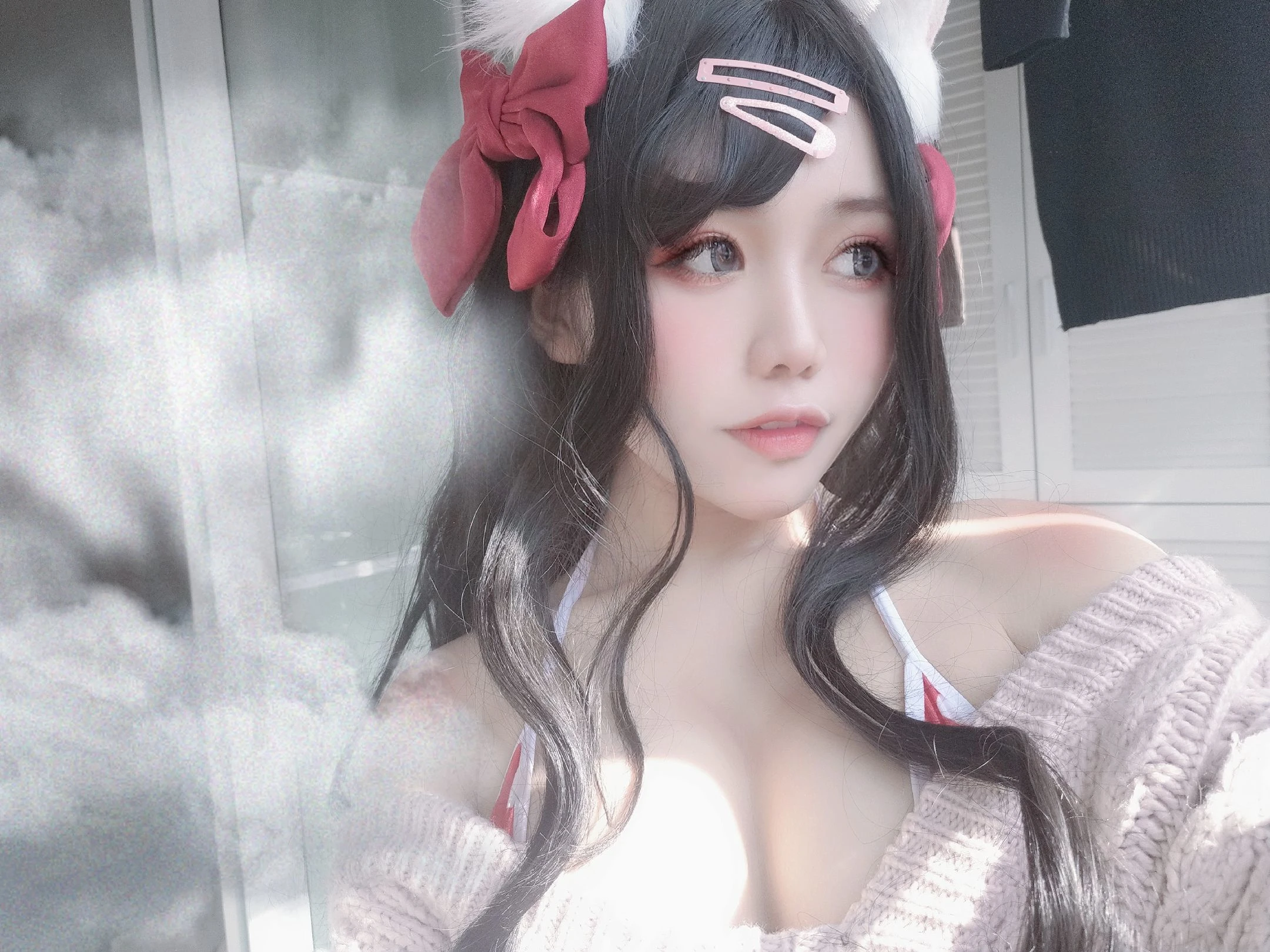 一笑芳香沁写真 窗与宠物猫-渣男图社