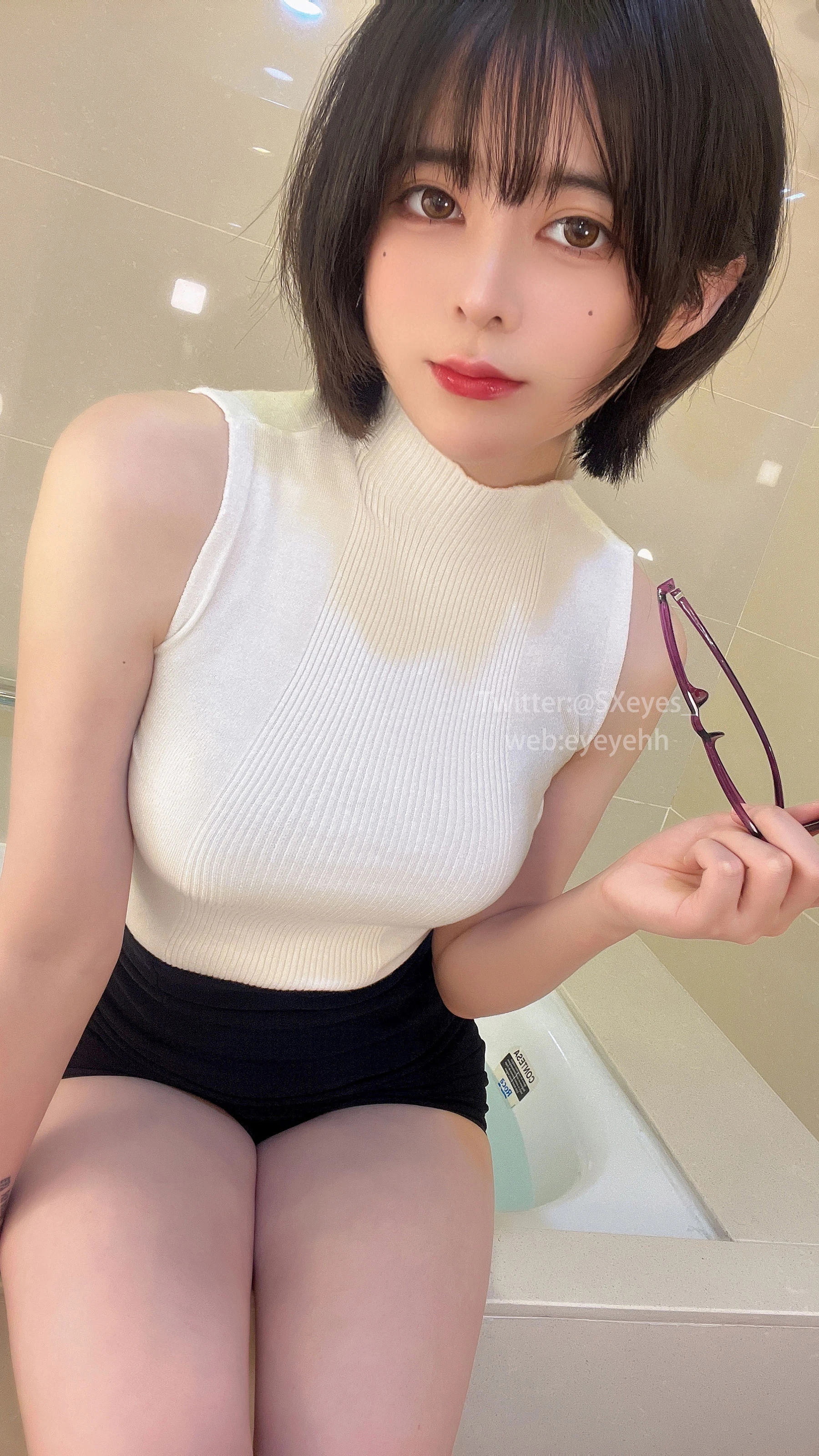 萌妹子眼酱大魔王w – 风吕に入る-渣男图社