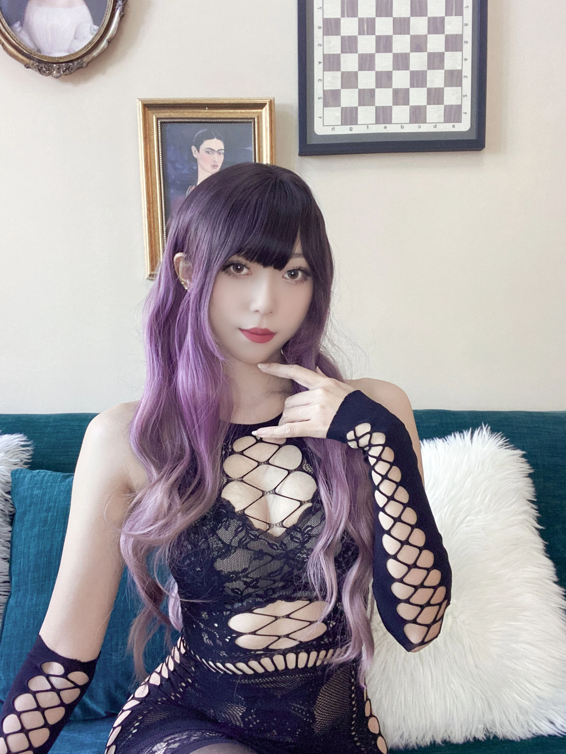 动漫博主Money冷冷 – 花花网衣-渣男图社