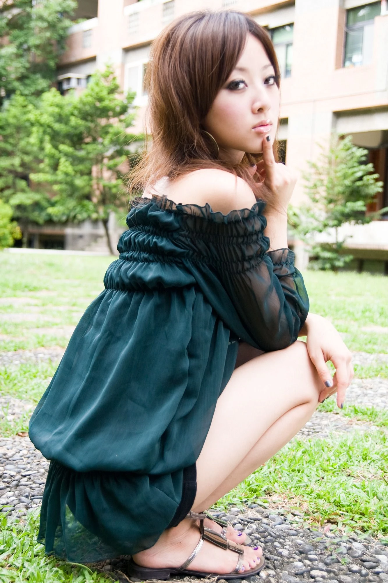 果子MM/张允霏《台大外拍》第1部-渣男图社