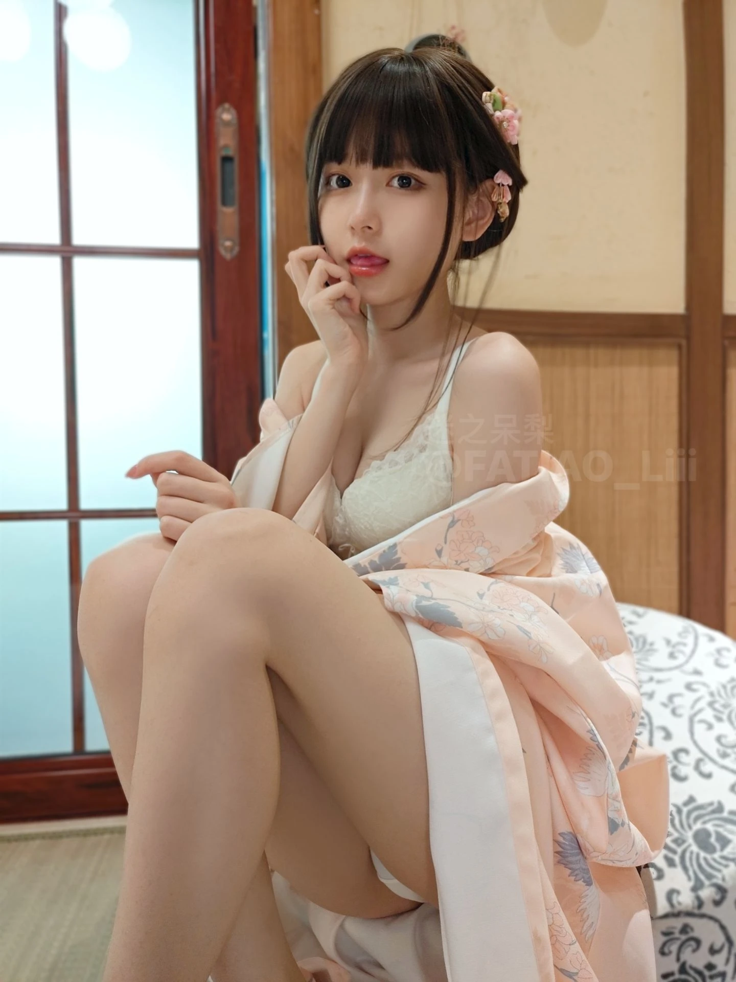 迷之呆梨(发条少女)[fantia] – ピンクの着物-渣男图社