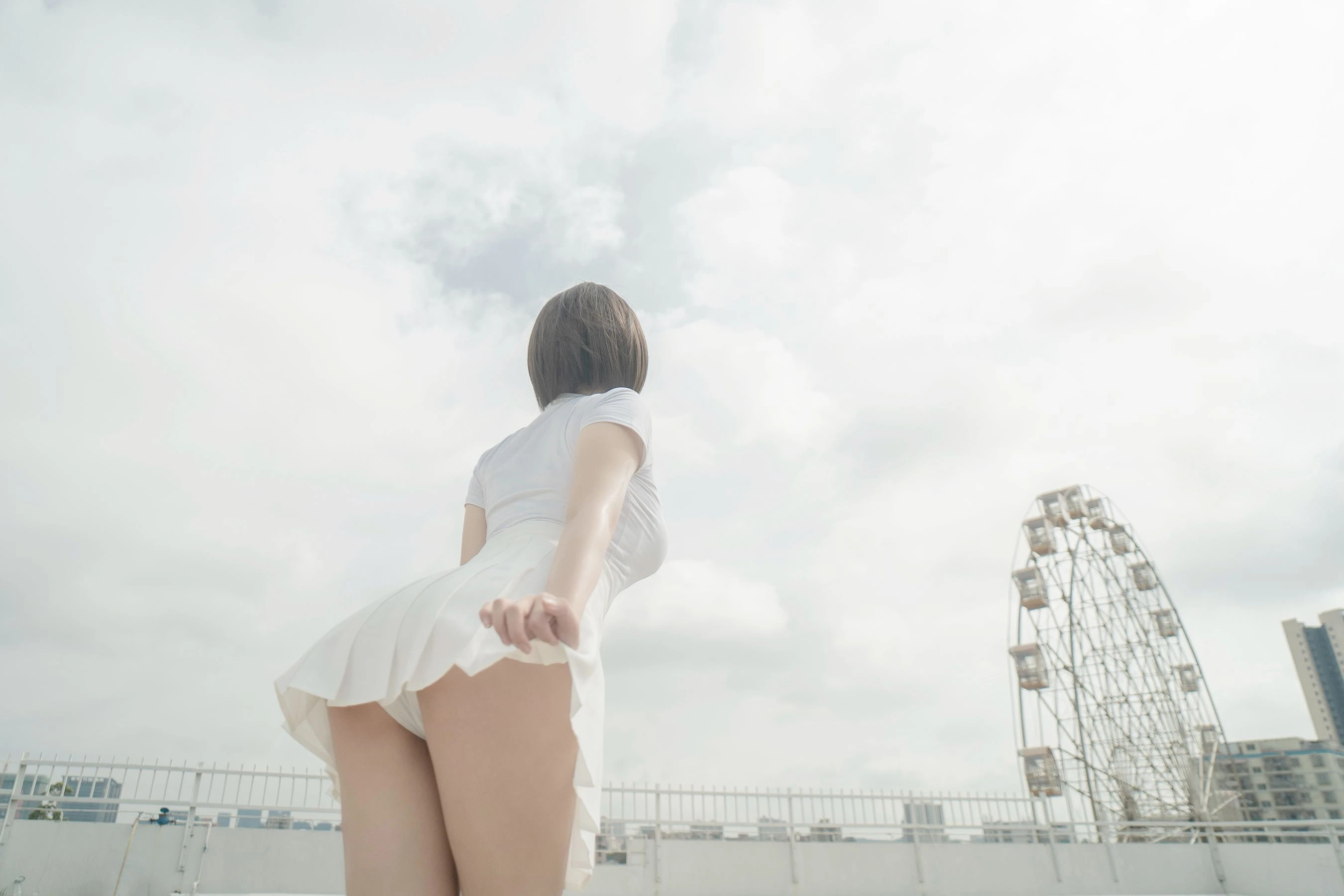 鬼马少女阿薰kaOri – 天台-渣男图社