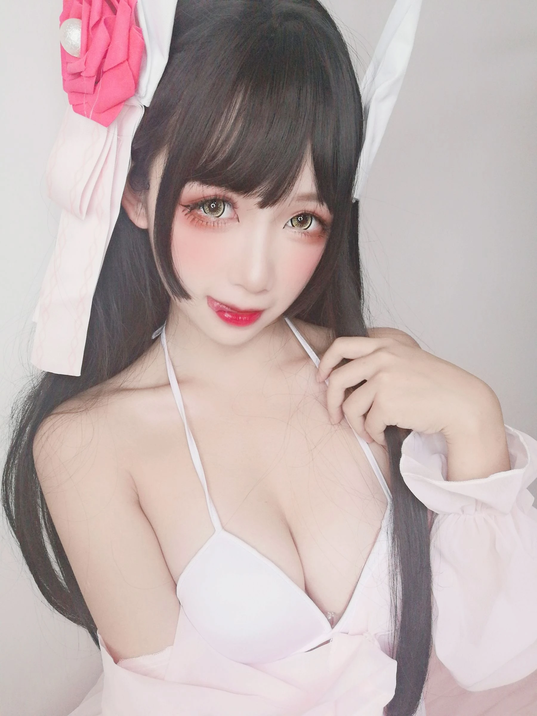 动漫博主樱落酱w – 鲟睡衣-渣男图社