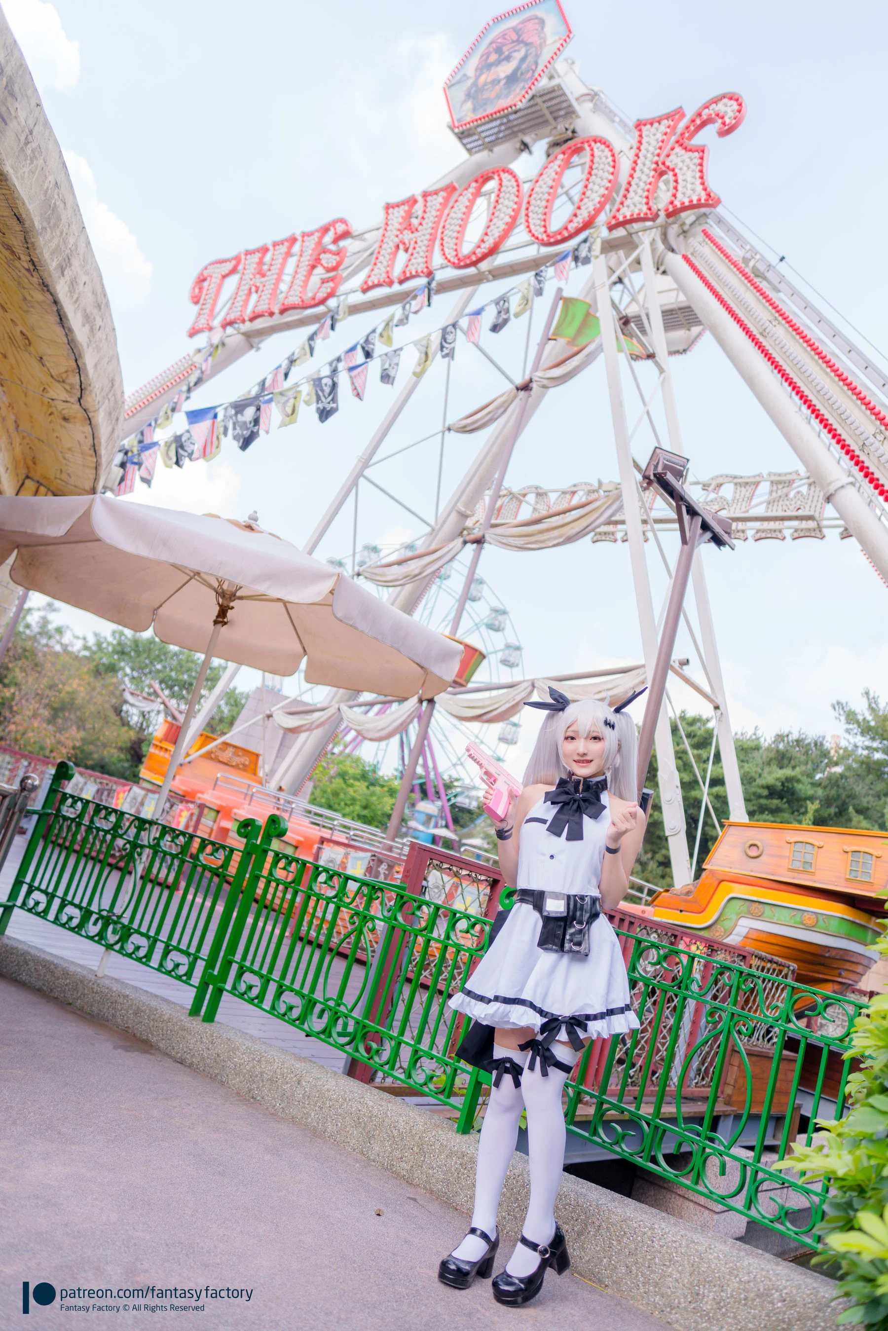 小丁 《Fantasy Factory》 – 2019.11 黑白 薄纱 网袜-渣男图社